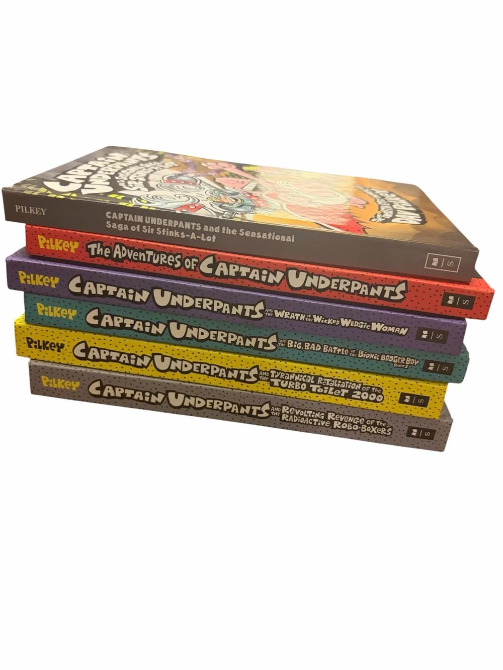 Set of 6 Captain Underpants Graphic Novels (Hardcover)